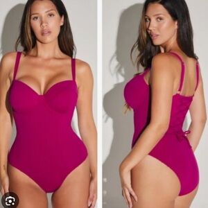 TA3 Swim Lushy Swimsuit Berry Sz Large Regular/Long F/G